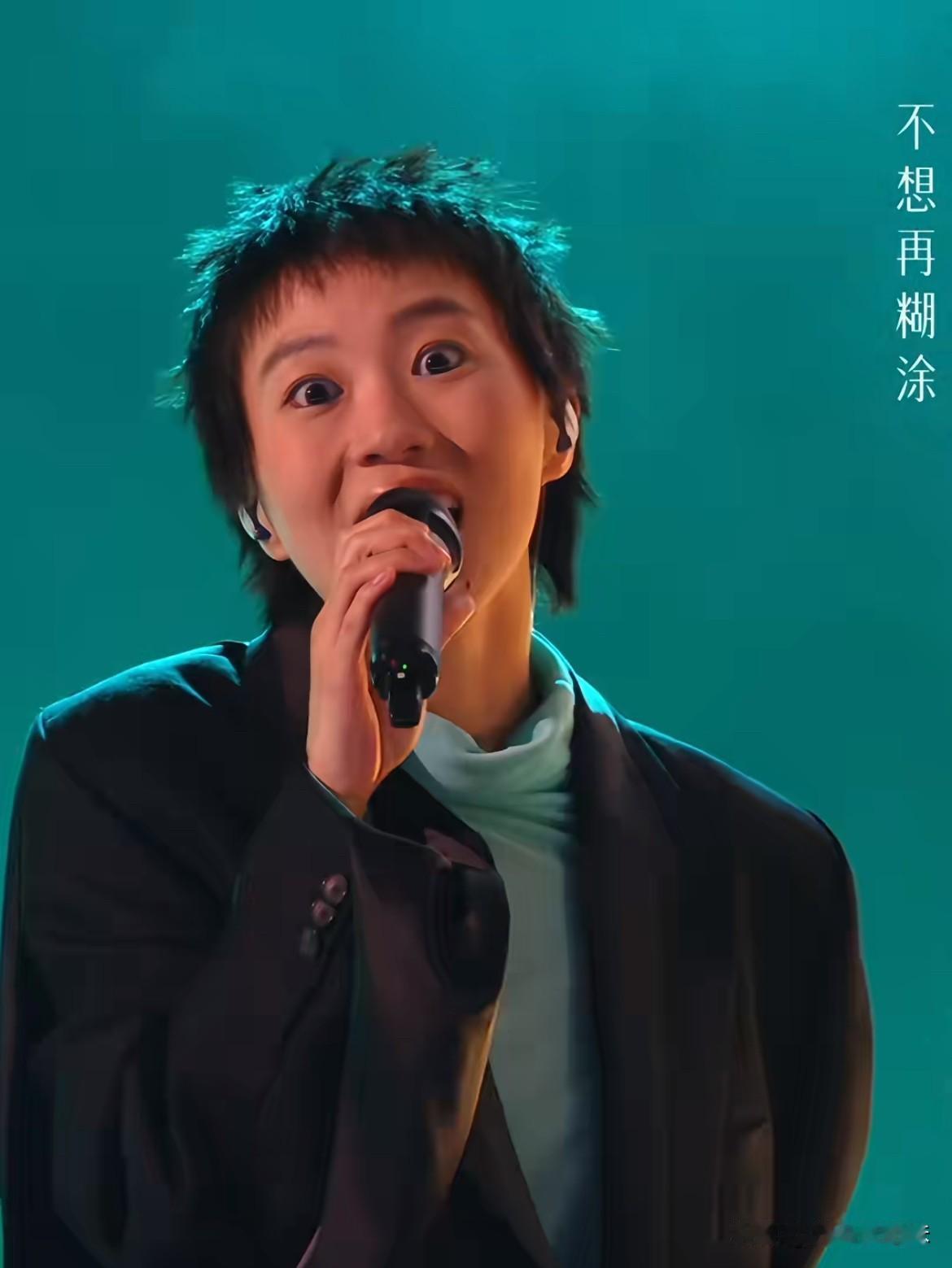 终于有人说实话了[doge]歌手爆改草莓音乐节，欧阳吐字不清，拉个琴就好了，其实没
