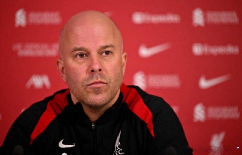 斯洛特谈及任意球教练布里格斯离队后球队定位球的平衡问题：