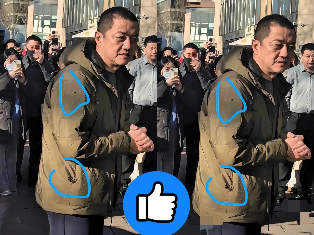 我十分不解地问我同事，为什么李亚鹏他一个大明星，出席活动时穿的衣服，破了