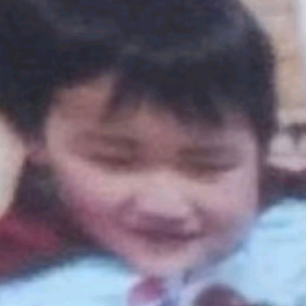 谁亲生的小宝宝呢​​​