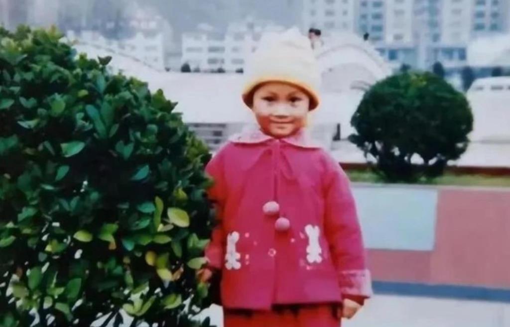 1998年，浙江舟山一对年轻夫妻因生意繁忙，将年仅5岁女儿，送给陕西一农民家寄养