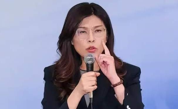 可能连郑丽文都万万没想到，最终真心支持她的，全程为她站台的，除了她的团队成员之外