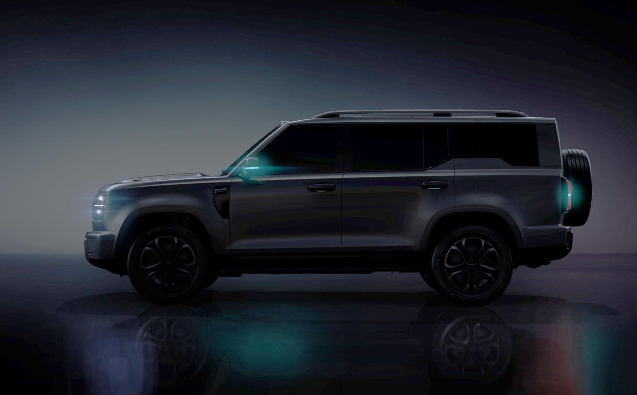 哈弗全新方盒子SUV首张预告图来了。今天哈弗品牌发布了首张全新SUV的预告图