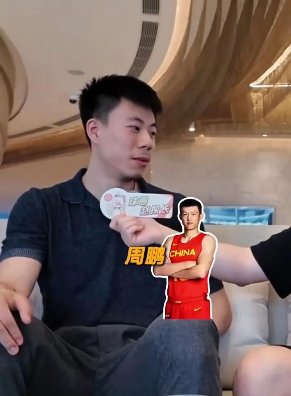 周鹏可以说是辽宁队三连冠成功的最大队外助力者了！张镇麟在最新的采访中说最感谢的