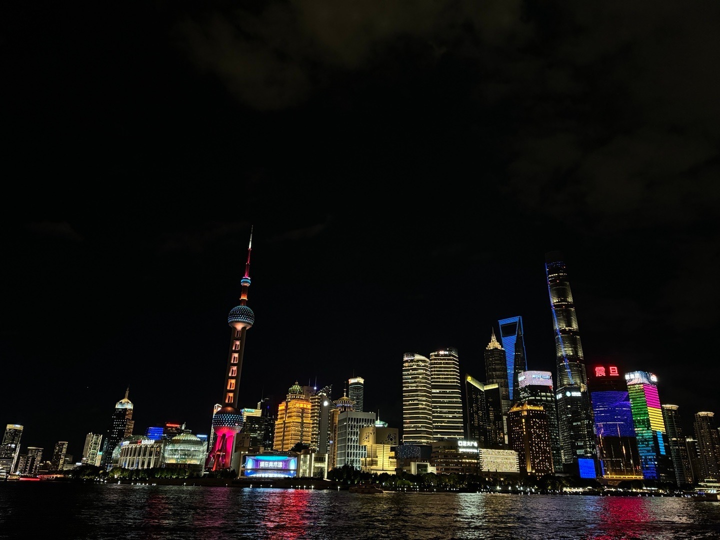 来上海总要吹吹黄浦江的晚风吧上海·外滩