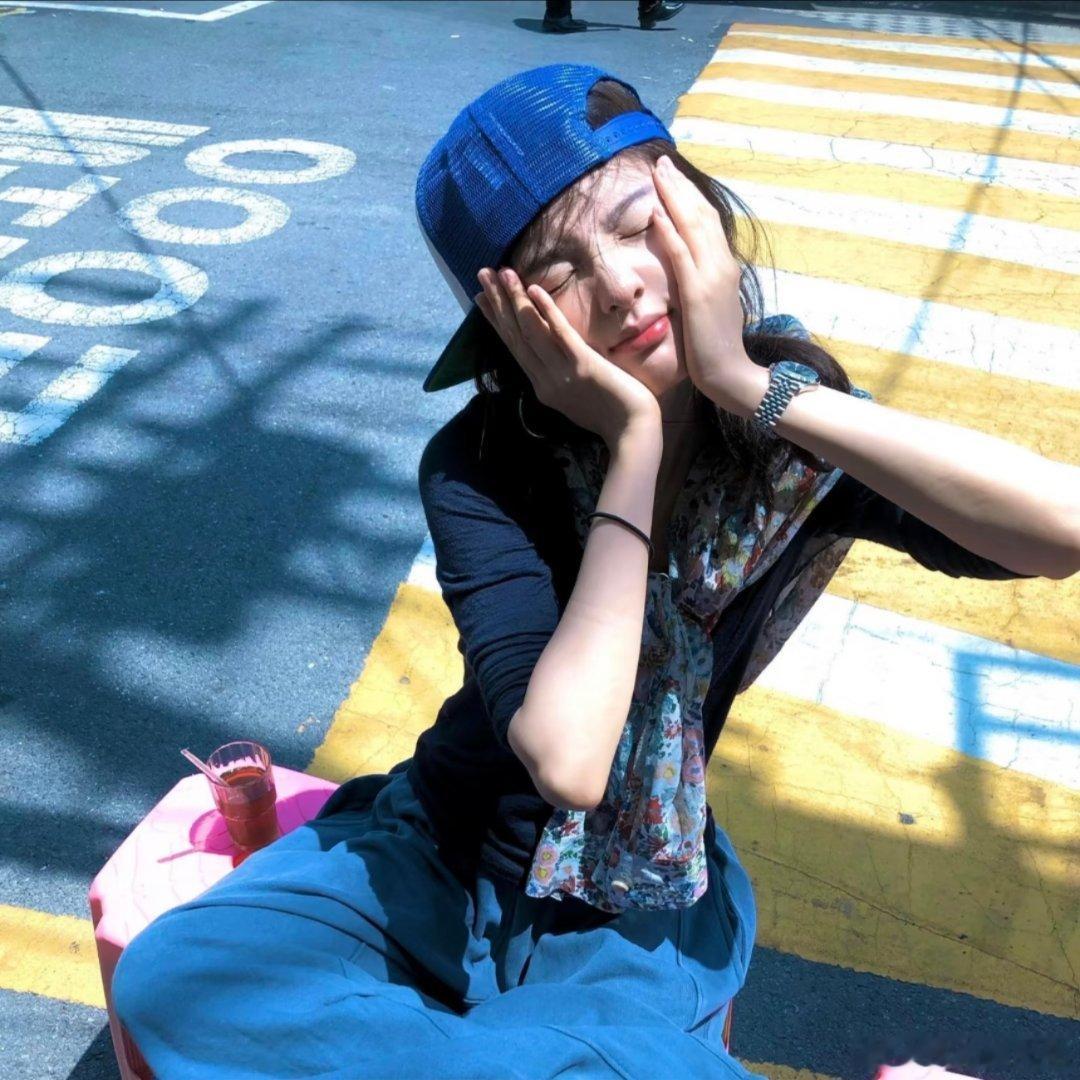 章若楠头像​​​