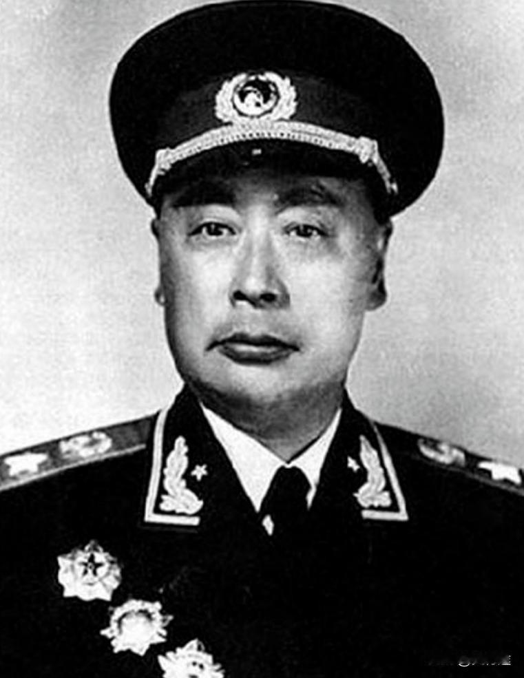 十大元帅中，争议最大的是陈毅。刘少奇认为粟裕最能代表第三野战军评元帅，陈毅工作