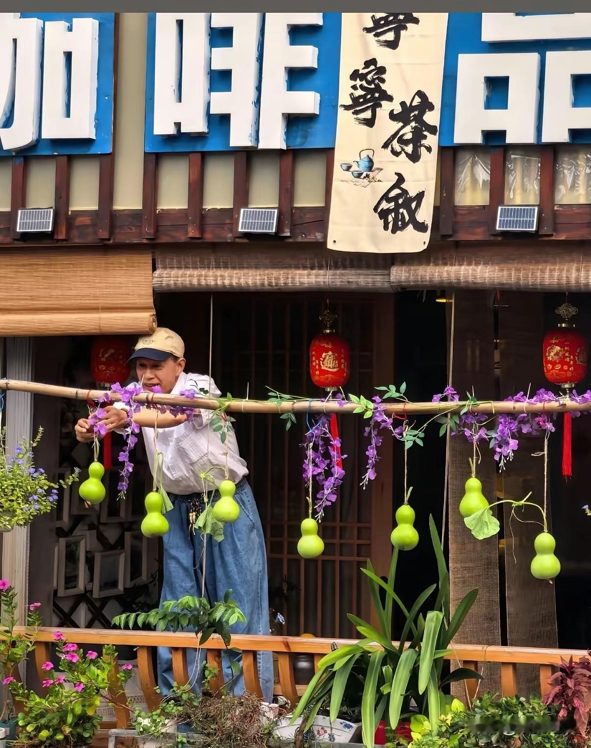 绍兴“葫芦娃爷爷”这事真是一波接一波，比连续剧还精彩。先说原版剧情。住在绍