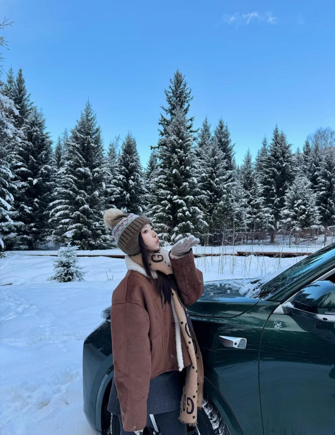 自驾十一月的白哈巴❄️🦌看到美景就停在路边拍照随手拍都是风景呀美美出片噜