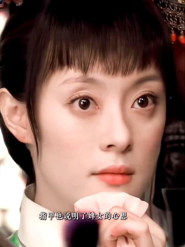 重刷甄嬛传才发现，皇后身边最狠的不是剪秋，而是那个天天喊“姐姐”的宝娟。剪秋