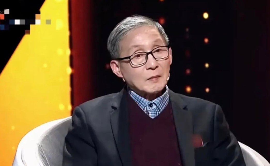2022年，78岁的王万林一生未婚，救助700多个流浪儿，然而，当他因病住院急需