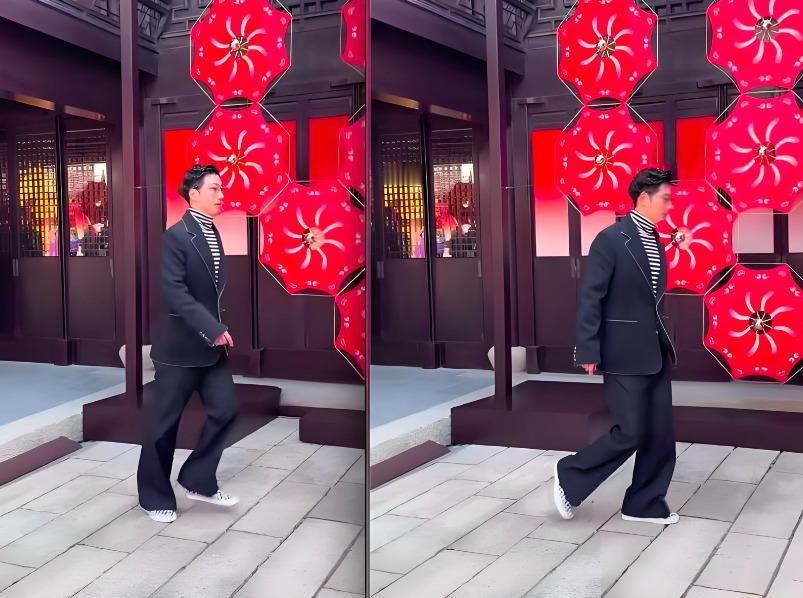结婚没多久，同框就冷成这样？窦骁何超莲活动现场，一个想扶，一个甩手。窦骁先出场，脸色不太好，平地还绊