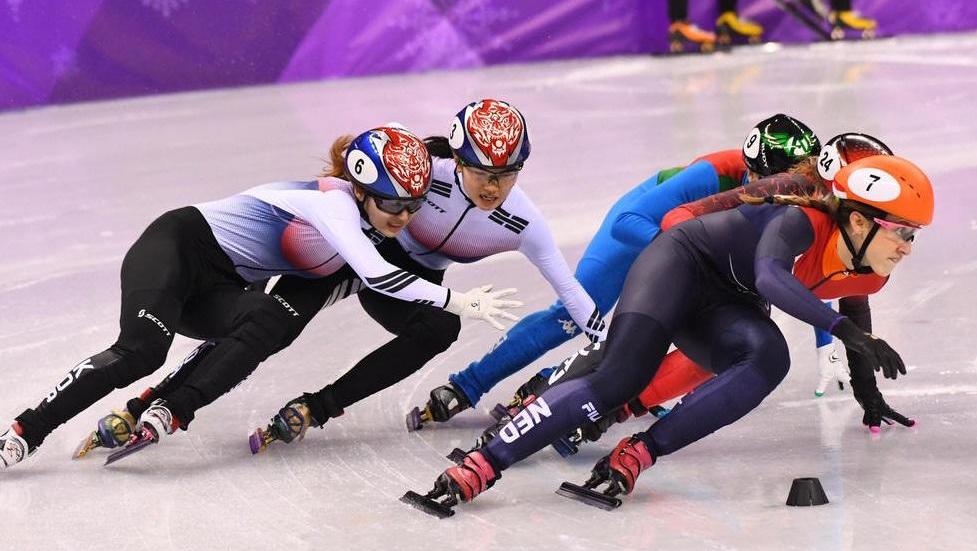 两个相扑选手猜成语_相扑选手(3)