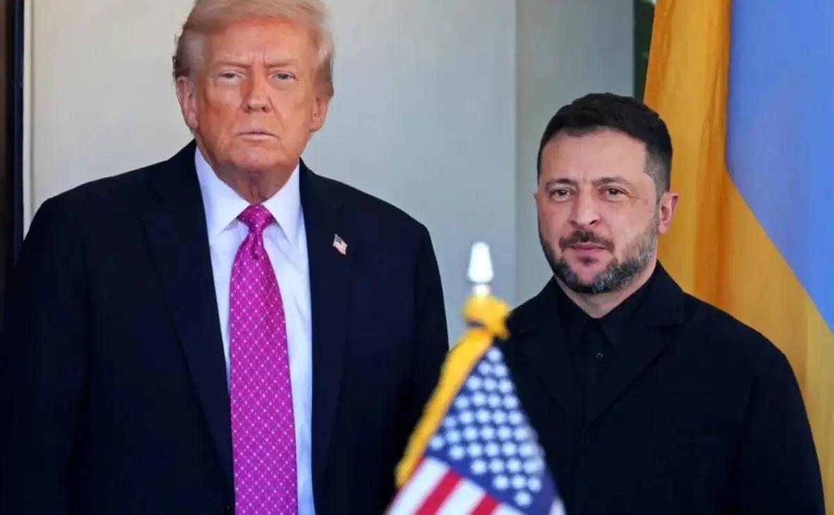 坚持了快4年，泽连斯基终于决定放弃了，他此刻的心情，比基辅冬天刺骨的寒风还要冷