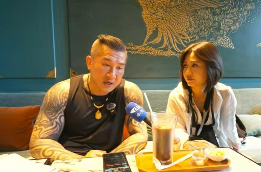 馆长：回到台湾后肯定会出事馆长今天（14日）表示，“我人微言轻，我也不知道我这