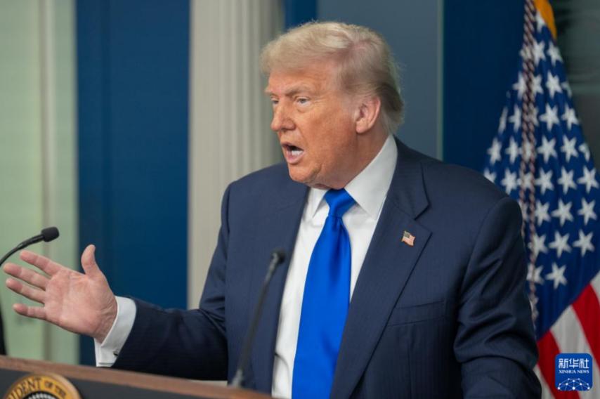 特朗普刚宣布泰柬停火，泰柬双方就猛打特朗普脸！就在刚刚，泰国总理阿努廷宣布，