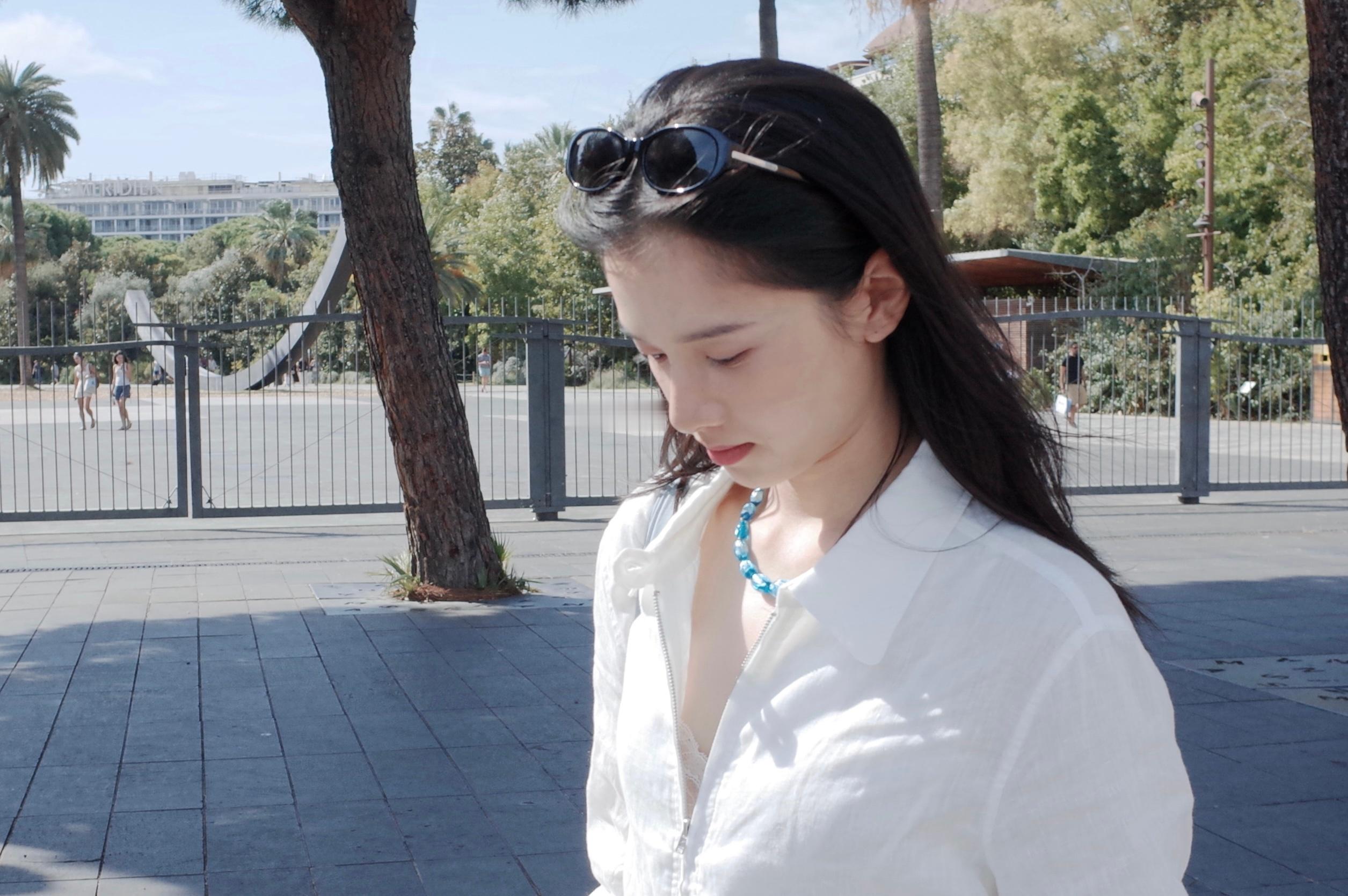 张婧仪近期的欧洲旅行日常