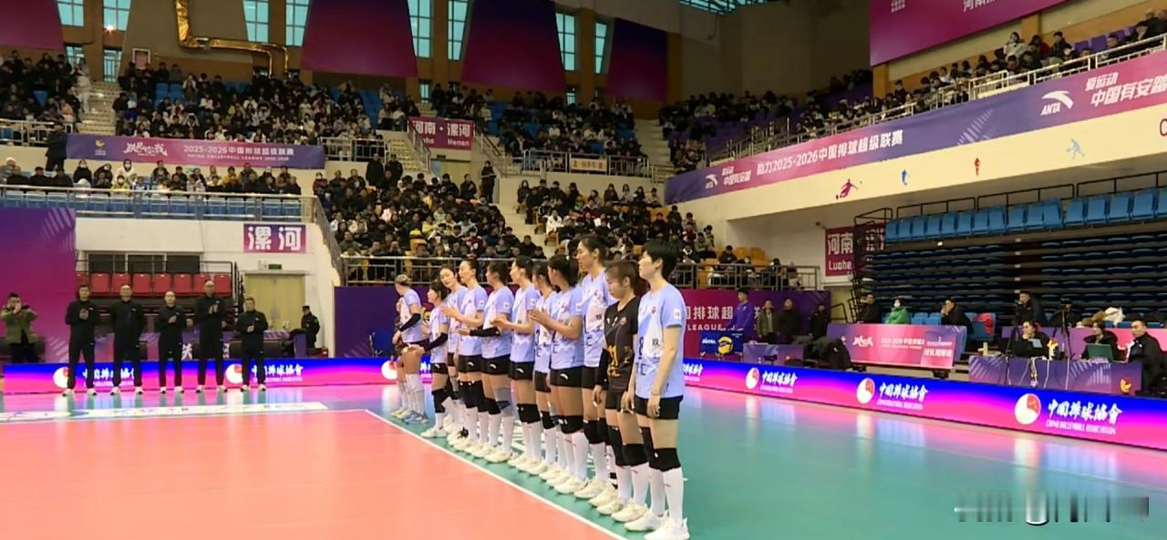 接受平庸的天津女排新赛季的天津女排，正走在一条充满“平庸”印记的