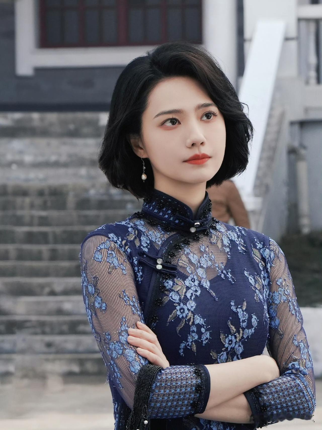 姜珮瑶我觉得她才是今年的大赢家，虽然主演的电视剧都是二番三番，但是剧播得不错