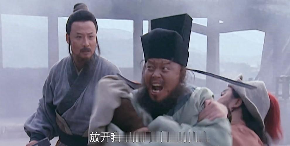 李逵想对宋江下手，吴用当场溜走，鲁智深与武松联手协助，五虎将都无力阻拦！正月十