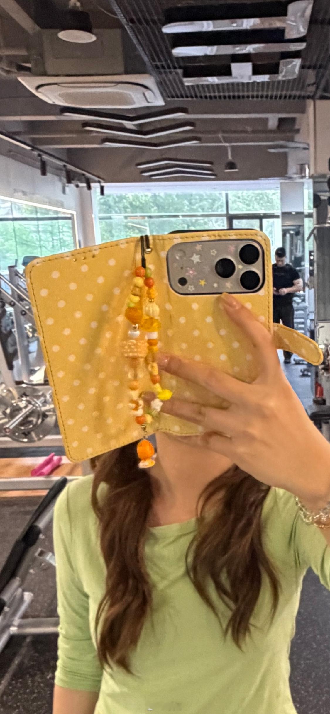 年轻人的老年风手机壳，还挺有意思的！