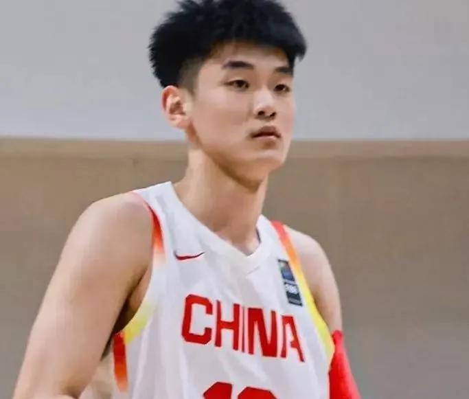 8月10日晚，CBA夏季联赛广东东阳光对阵东道主新疆伊力特，虽然最终以86比88