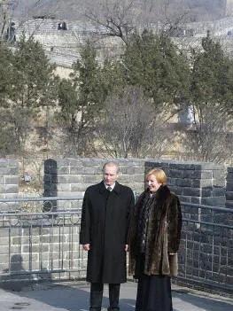 2002年12月，俄罗斯总统普京携夫人柳德米拉访问中国期间，专程前往北京西北70