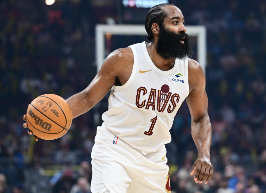 你们都没明白哈登去骑士为了什么？他自己都不信骑士这赛季能夺冠。但下赛季詹皇会