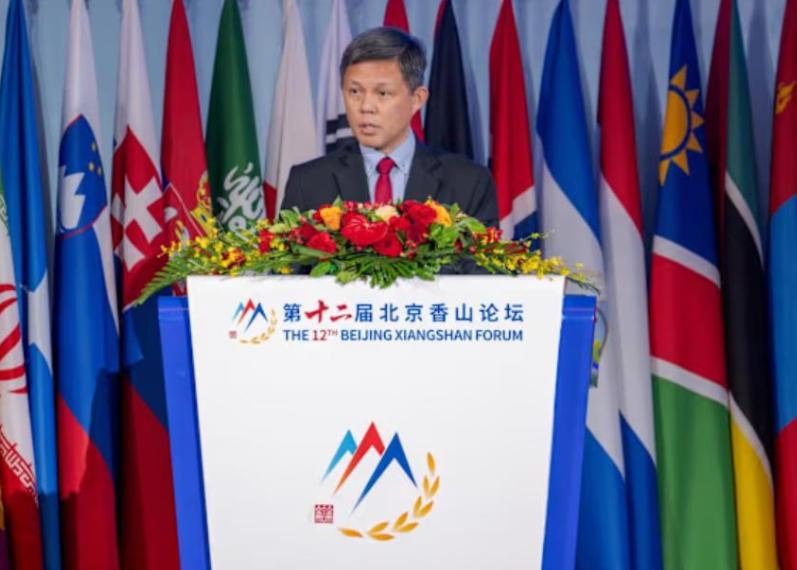 就在刚刚，新加坡防长宣布了！香山论坛上新加坡那个新防长陈振声，讲话可太实在