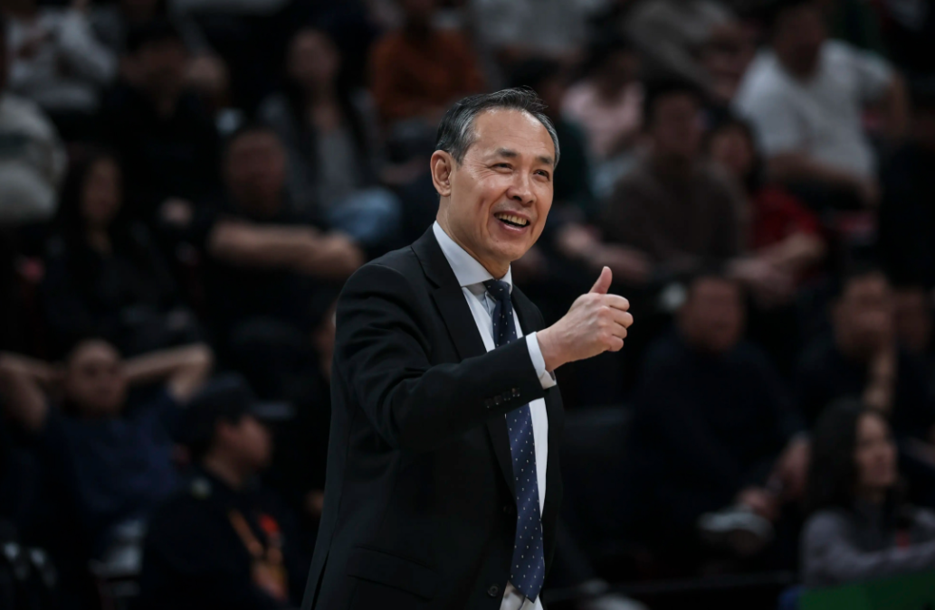 许利民被上海队彻底打服了？就在上场遭遇战，当北京队以83:88的战绩不敌上海队，