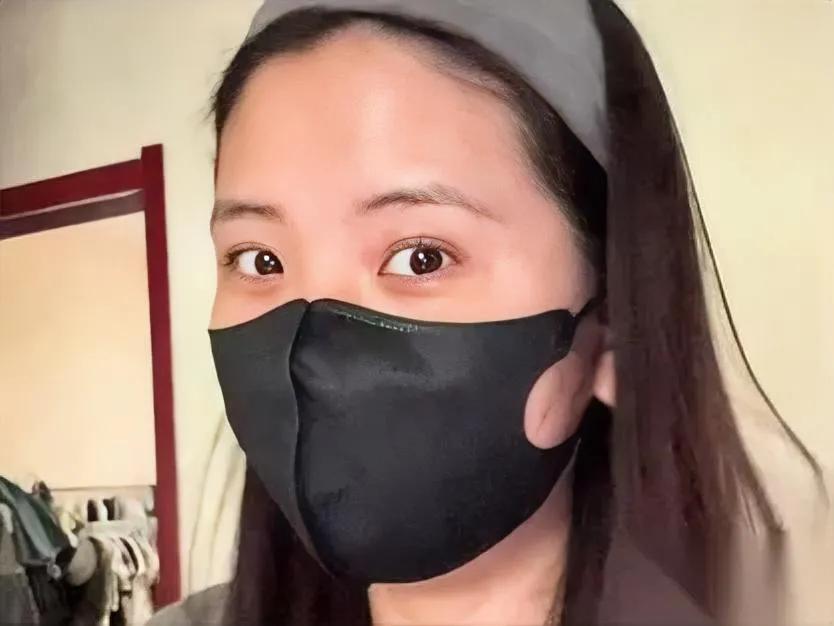 北京李女士真奇怪出门总把自己捂严实为爱犬打官司却藏着啥？李女士的爱犬中毒