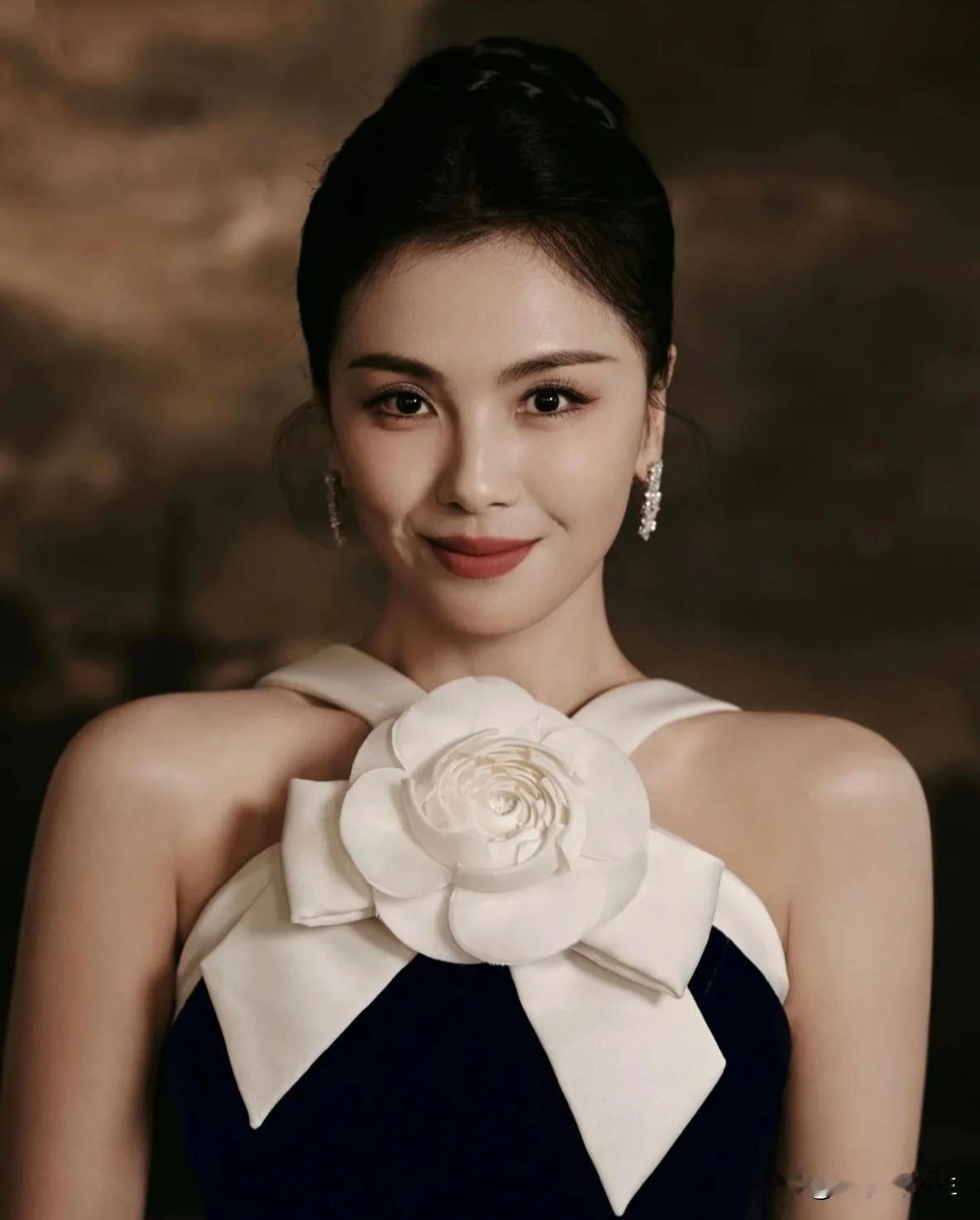 刘涛直播回应没戏拍的真实原因刷小视频总能看见有人说刘涛不拍戏是身体不好,她最