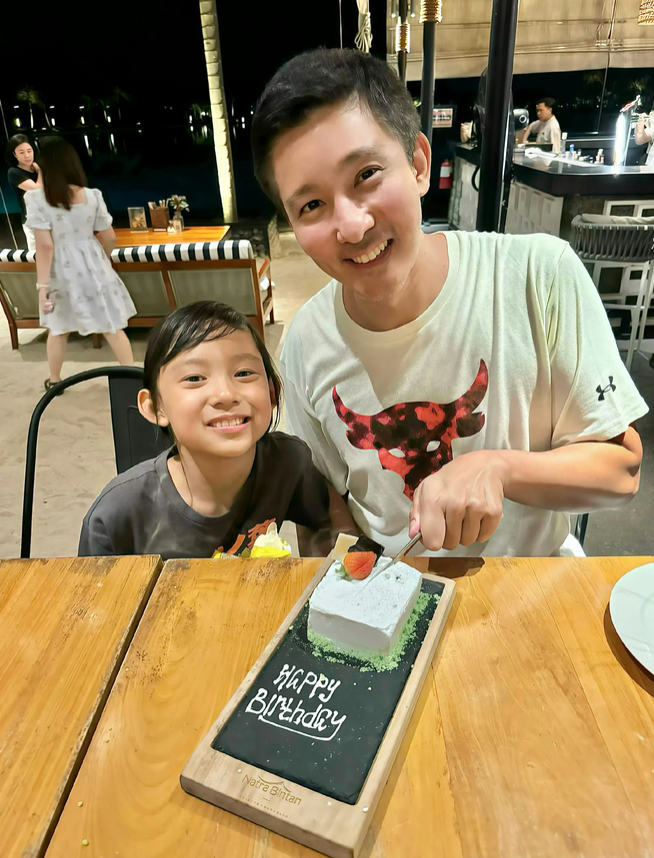一次采访，主持人问立威廉：“我们都以为你是王子，你也缺钱吗？立威廉说：“我