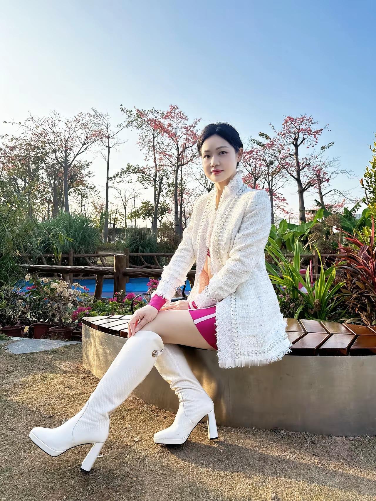 在南方找个男朋友太难了，只因我身高一米八几大高个。就是没有人看上。大龄女择偶大