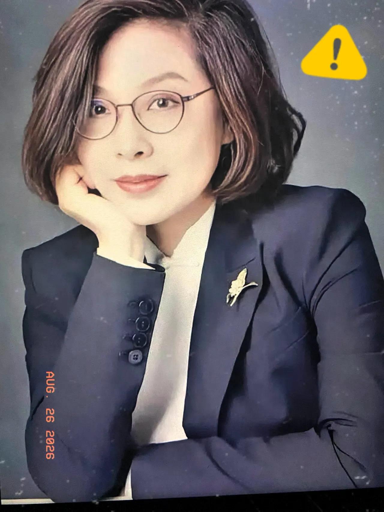 马光远这回没喷张丹丹，人家压根不跟你吵“何不食肉糜”那套。他直接把张教授的简