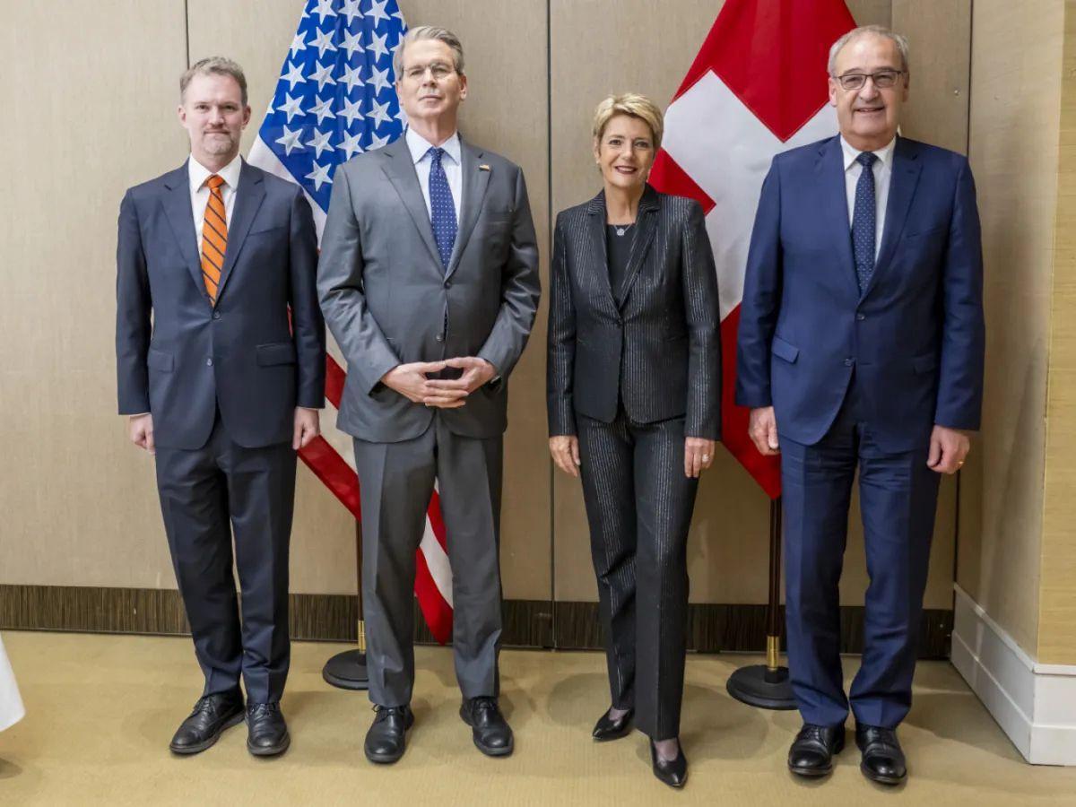 瑞士喜获贸易利好：美对瑞士商品关税拟从39%降至15%2025年11月10日