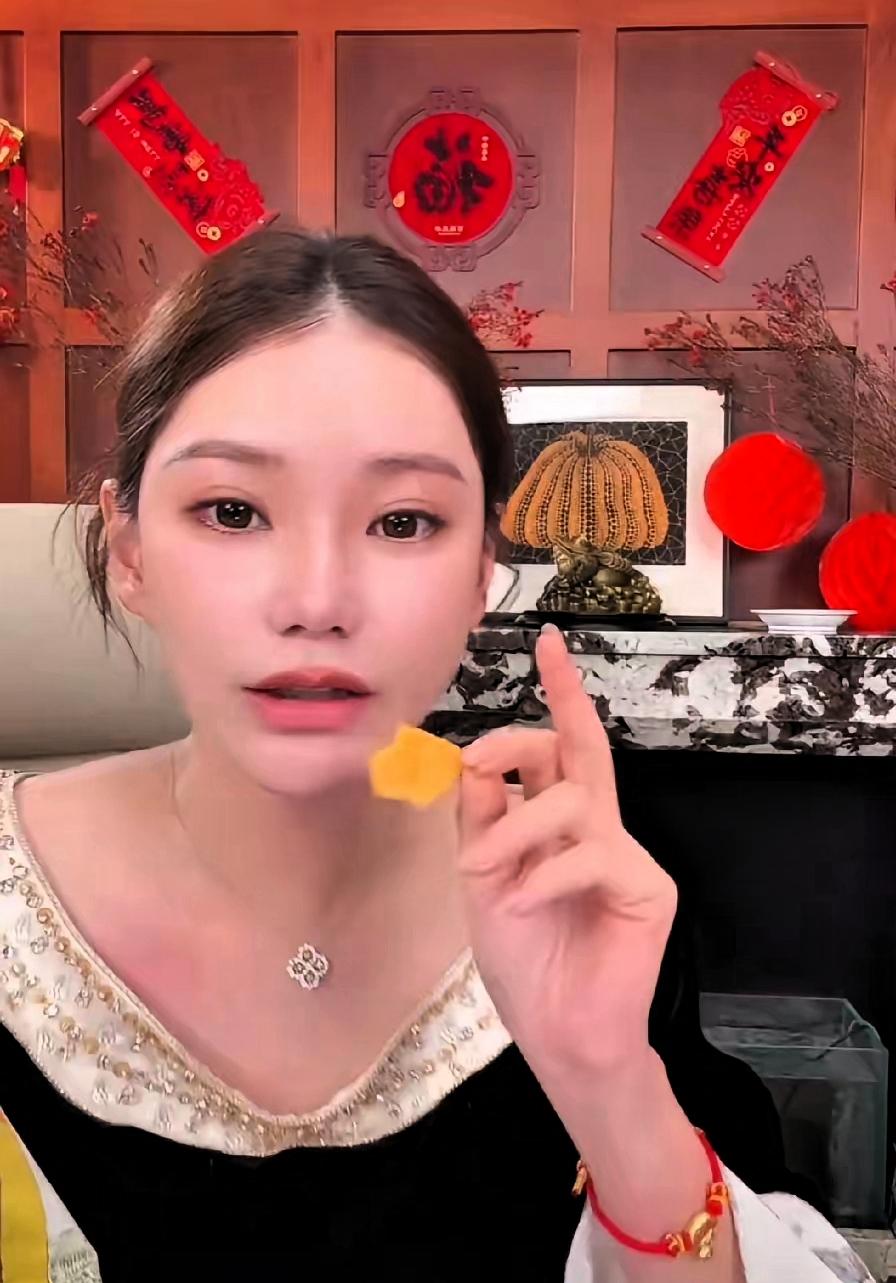 马筱梅的孕期：从柠檬水到甜蜜负担怀孕初期很难熬吧，肯定不好受，严重孕吐，直播怎