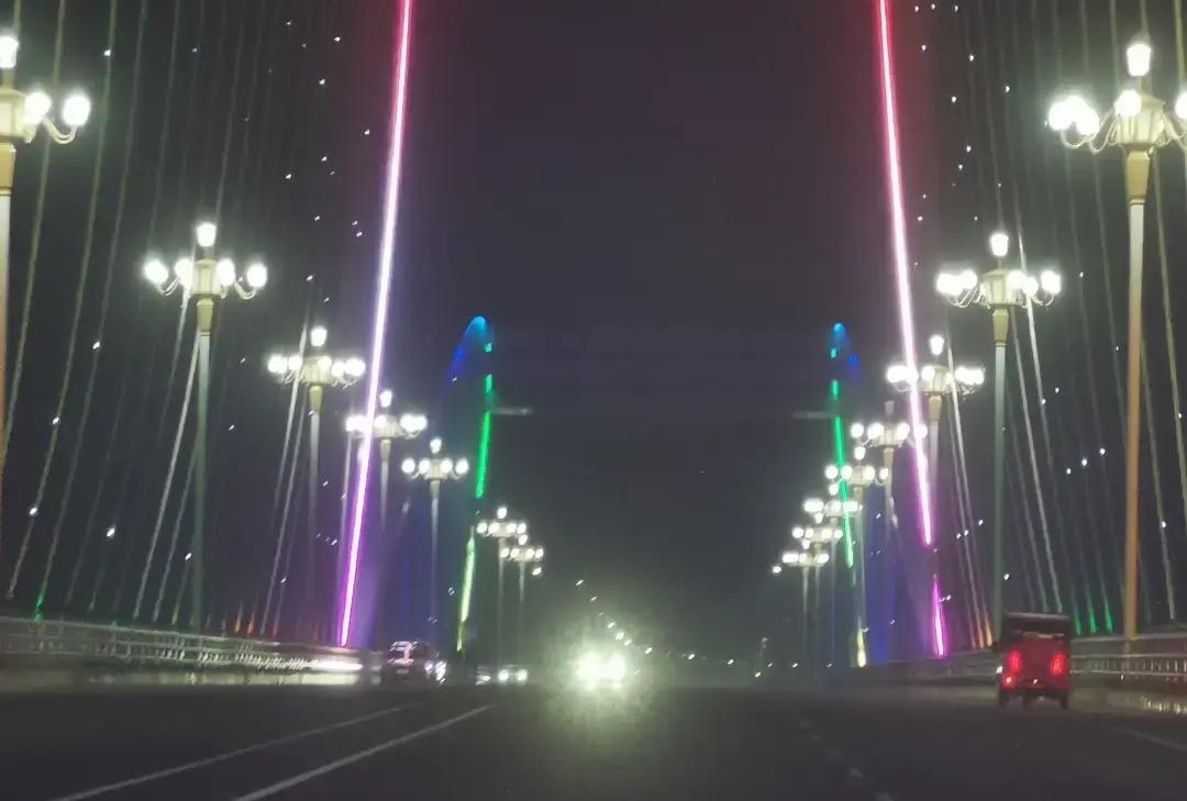 女婿陈默初二没回岳父家磕头，因为连拜三年都没收到“女婿红包”他把行程表发在群里，