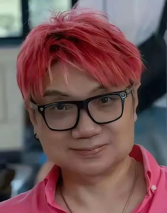 人心中的成见是一座大山，你可以不喜欢他，但不能自以为是。事情已经水落石出了
