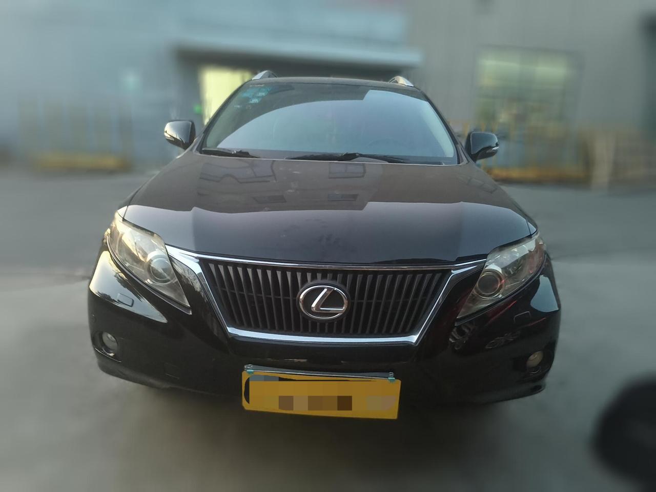 就喜欢老车的韵味，花8万买台十六年前的雷克萨斯RX350！前两天帮粉丝验了一台