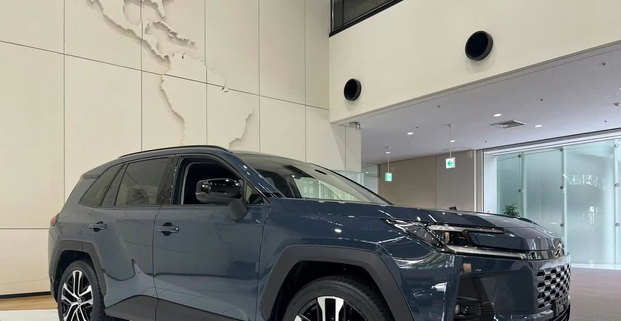 等新一代RAV4的可以看过来了，展车就是这样的