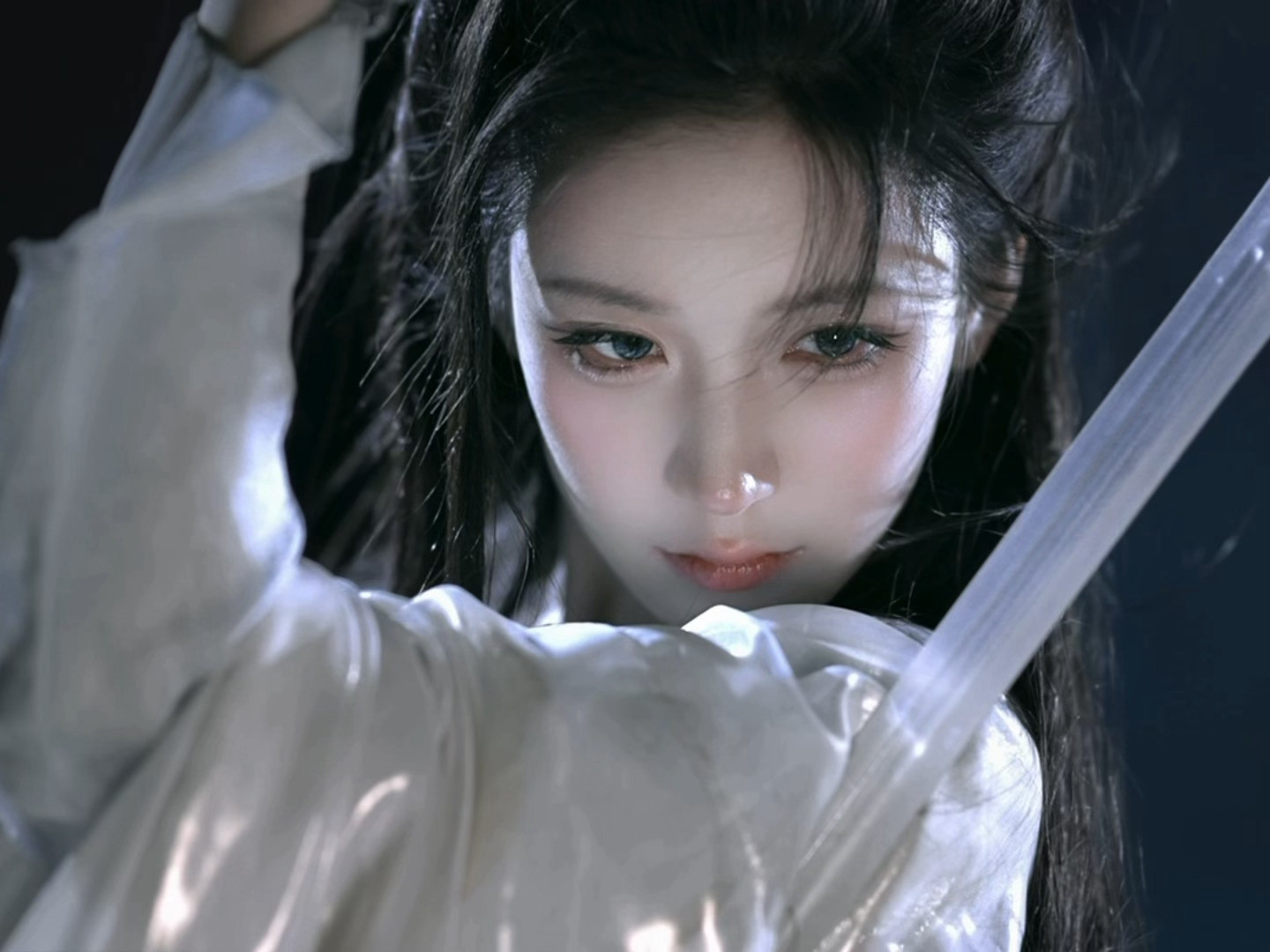 “秋水为神，玉为骨”评论很多人要的4K动态壁纸太懒惰了只做了几张