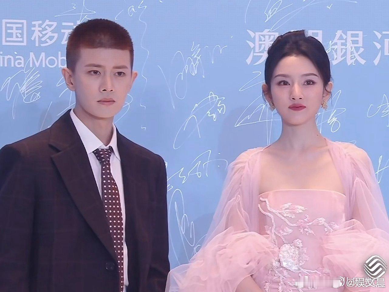 爱奇艺的年度销冠都在这儿了群星汇聚尖叫之夜，共贺年度销冠诞生！《白月梵星》《书卷