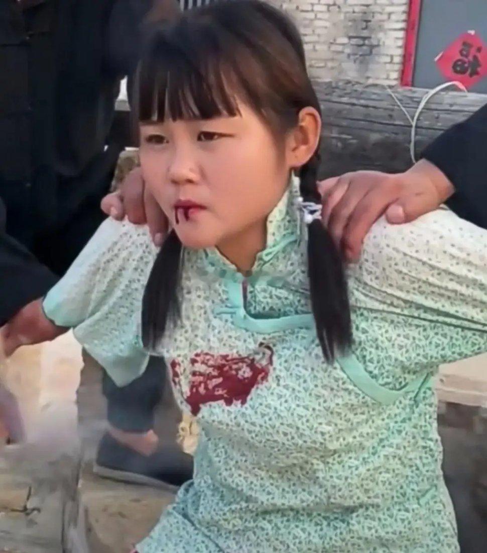 当观众都是傻的吗？演员拍这种剧、就是在侮辱我们智商。