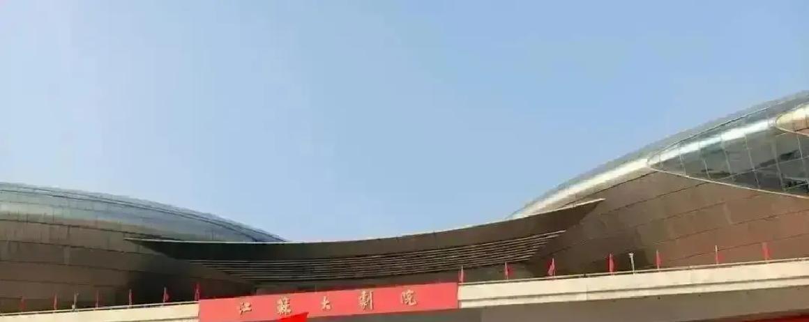 横店要慌！50亿砸出陕西平替80块一天群演，秦王宫免租。剧组算盘一打，成本