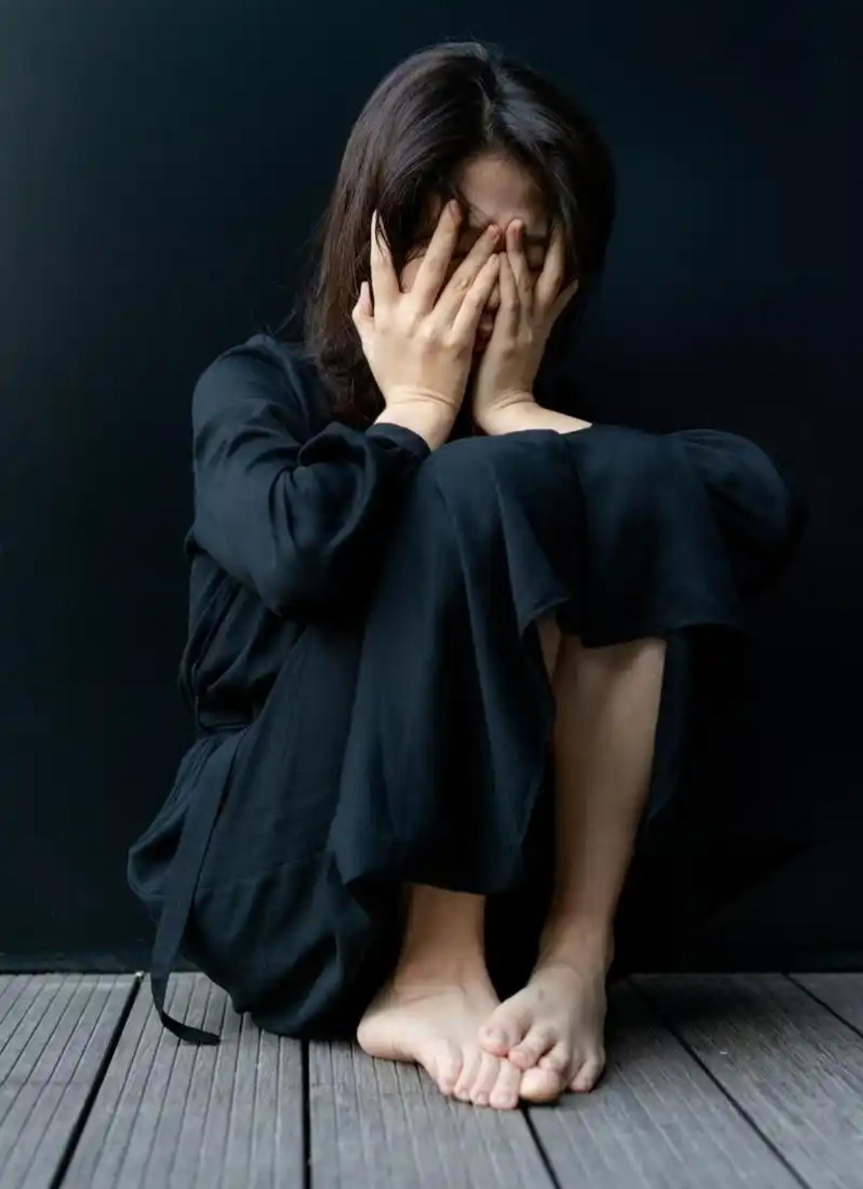 近期一名浙江台州的女子利用外卖平台的规则漏洞，竟然骗取了大量商品，涉案金额高达2