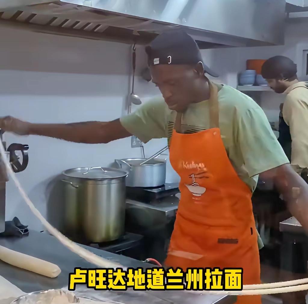今日卢旺达，俨然成了黑非洲最优国，原因无他，就在于经济、军事甚至社会生活等全盘中