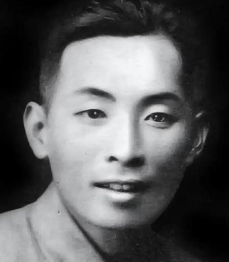 1950年的一天，福建军区司令叶飞下了班，夫人已经做好了晚饭，谁料叶司令一坐下，