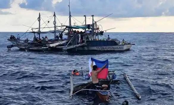 胆大包天！菲律宾通告全球，在南海建立指挥部，中国回应斩钉截铁菲律宾在中业岛启