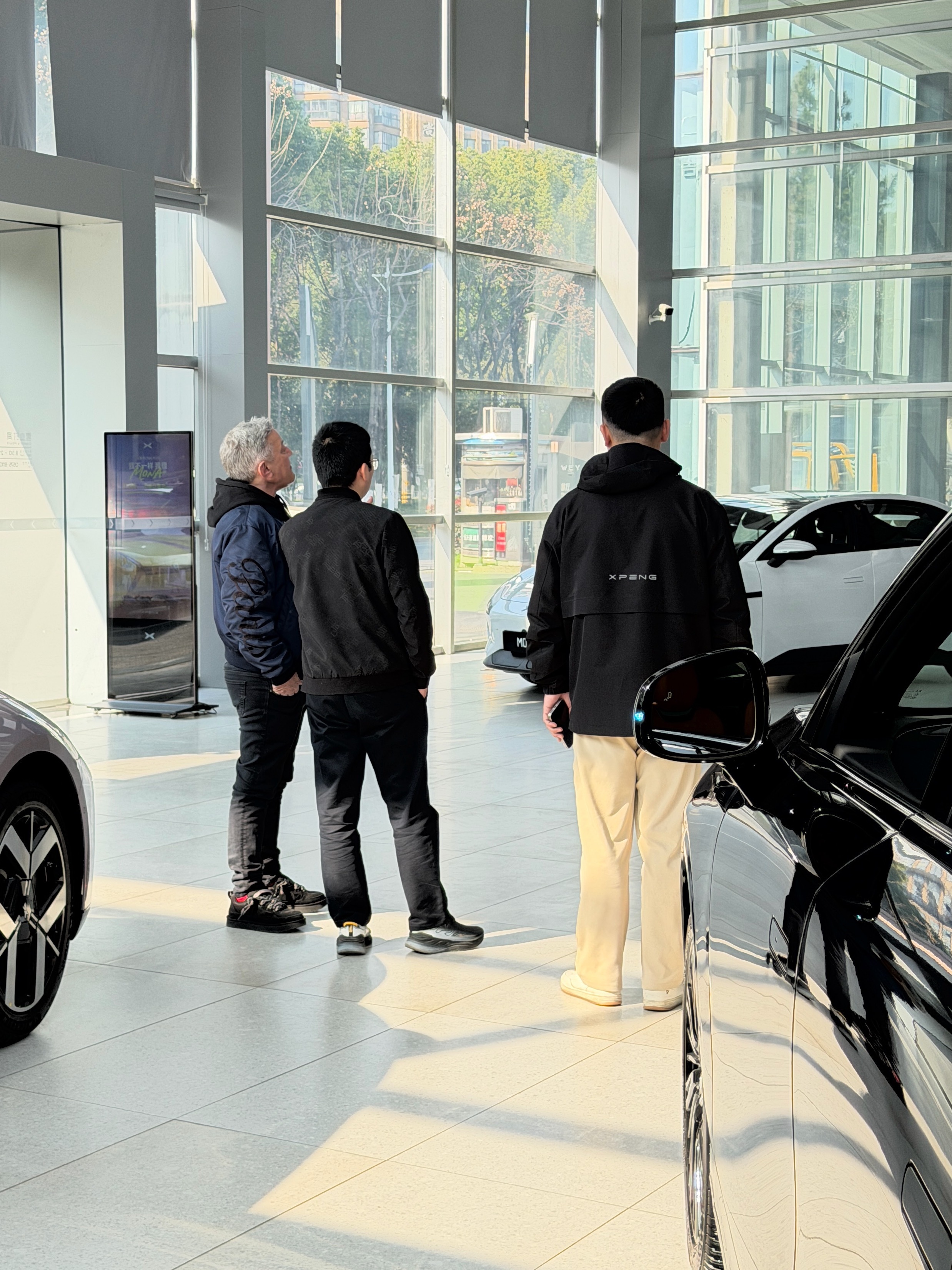 碰到“同行”了，和我一样要体验小鹏第二代vla只听懂了一个慕名而来其他听不懂了大